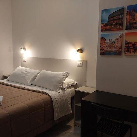 Modular King Suite - Intera Suite Vicino Aeroporto E Fiera Di Roma Fiumicino Exterior foto